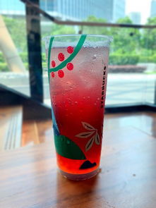 星巴克推出酒精饮料，全新冰调系列上线，独家测评带来8款诱人口感